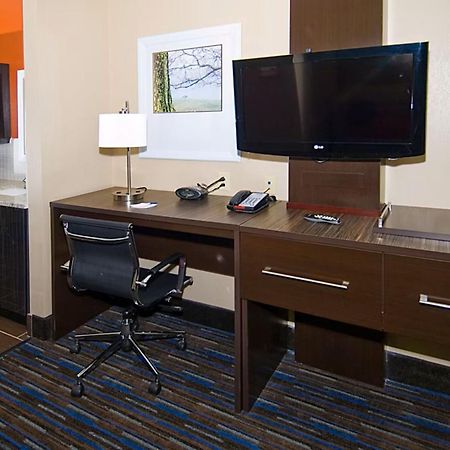 Holiday Inn Express Fulton By Ihg Exterior foto